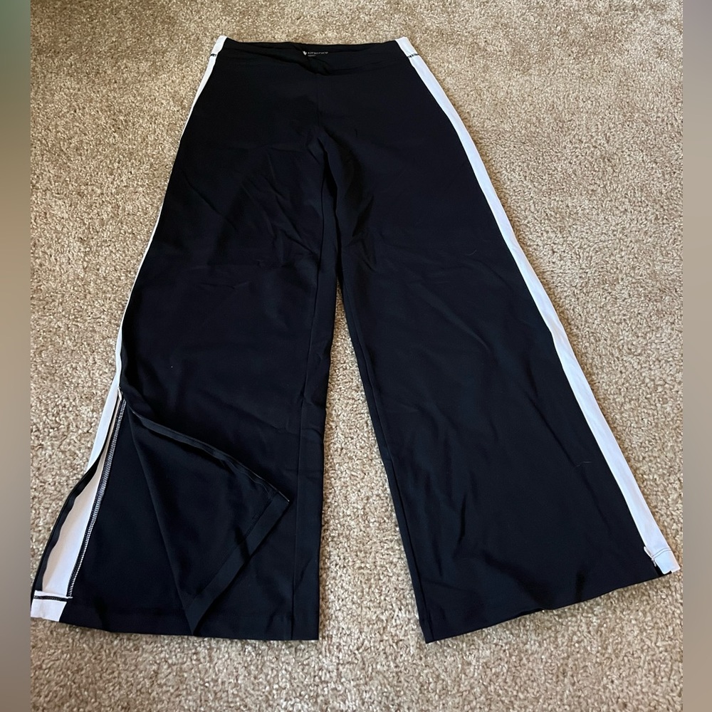 KiraGrace Wide Leg Pant, size large
